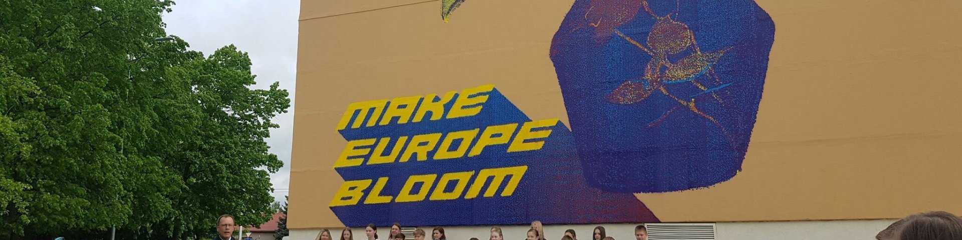 Make Europe Bloom - opening of the mural.jpg